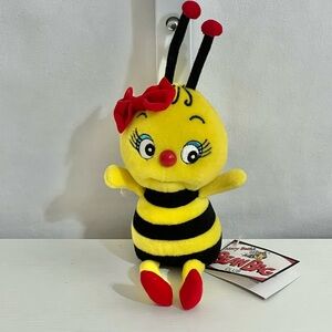 VTG-Mary Beth’s Bean Bag Club Member Exclusive Girl Bumble Bee Retired 6/30/2000